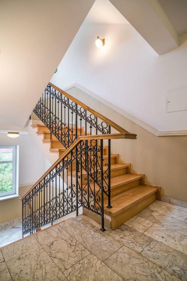 Apartment Rentplanet - Ruska